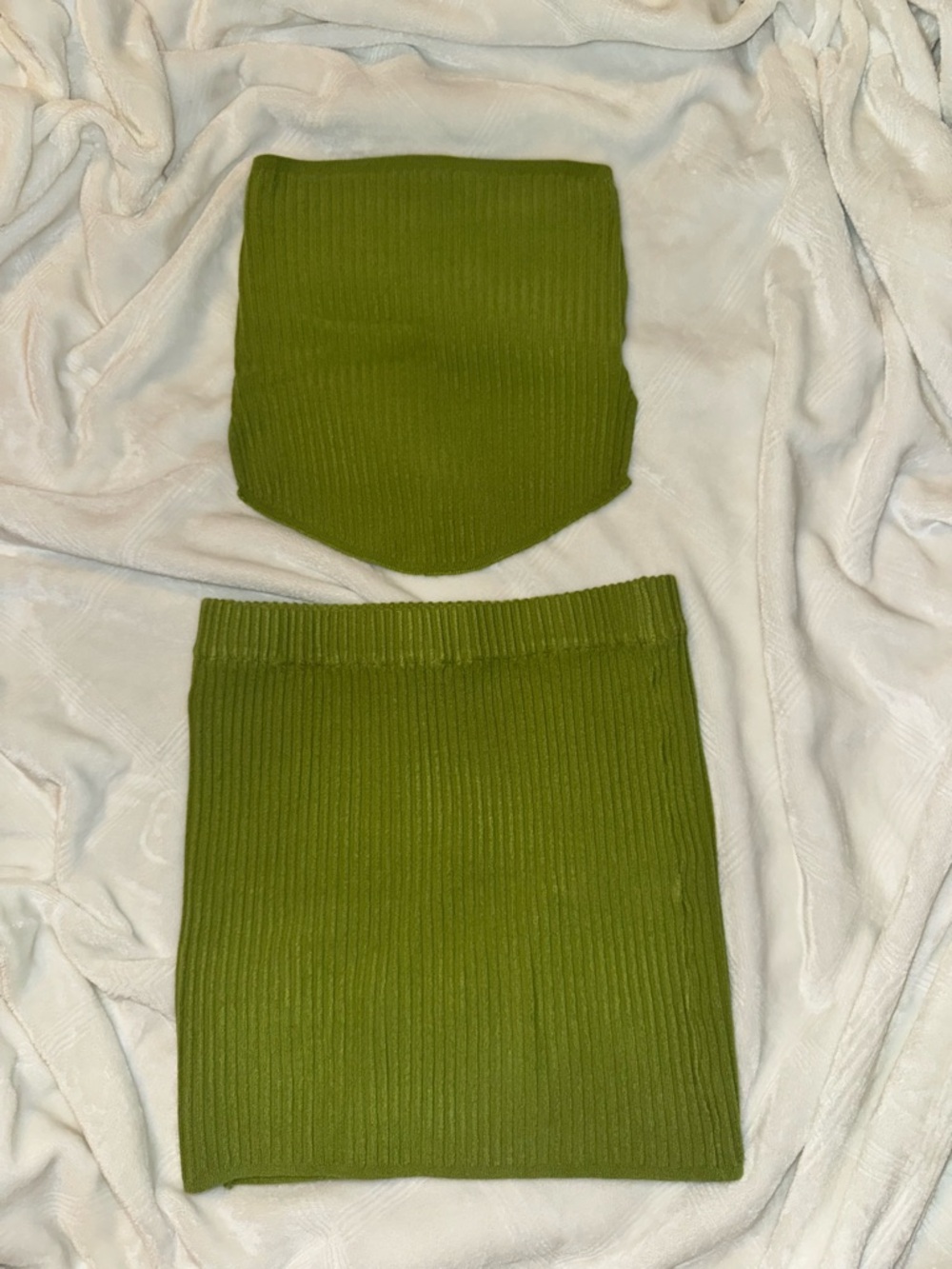2 piece set